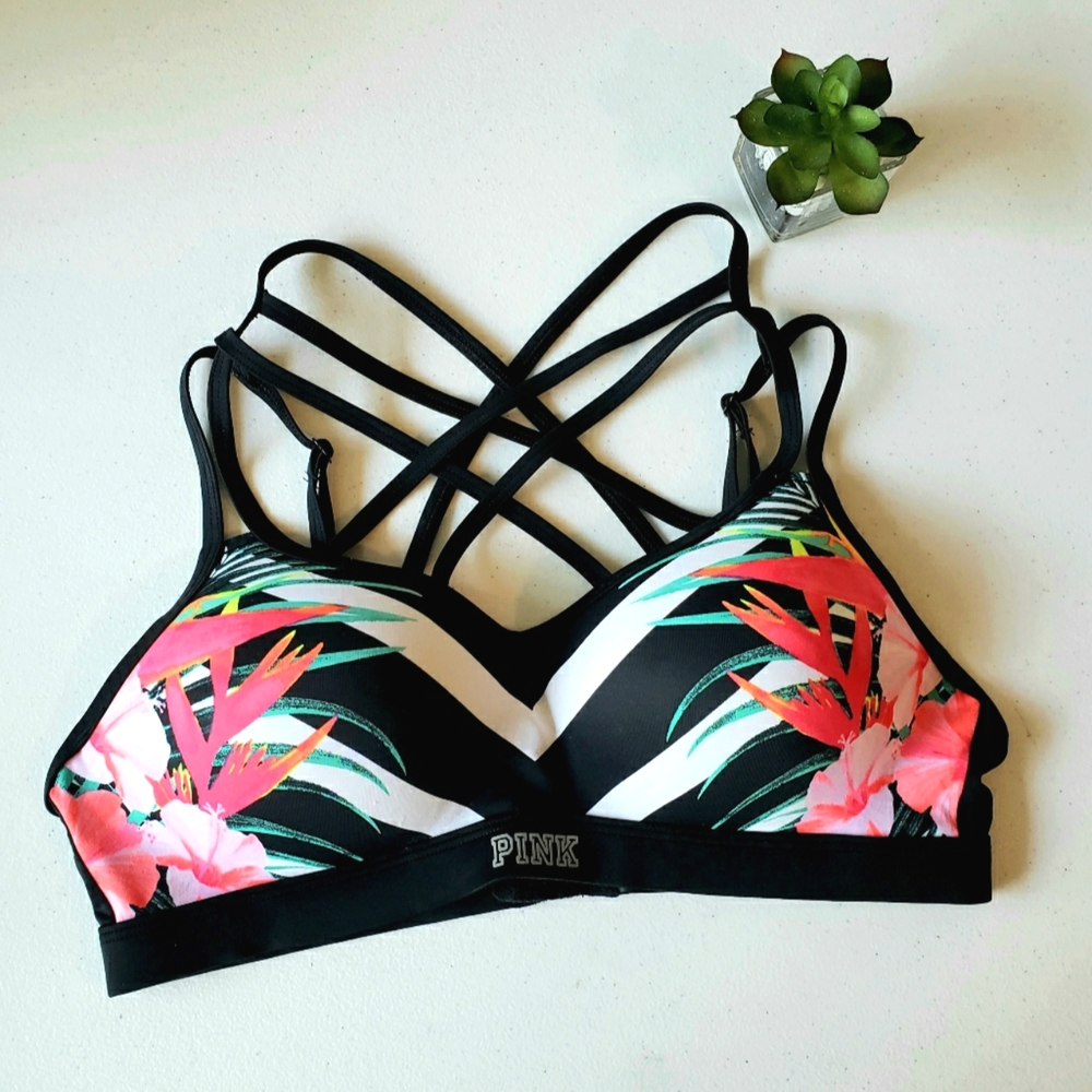 PINK Ultimate Strappy Pushup Sports Bra